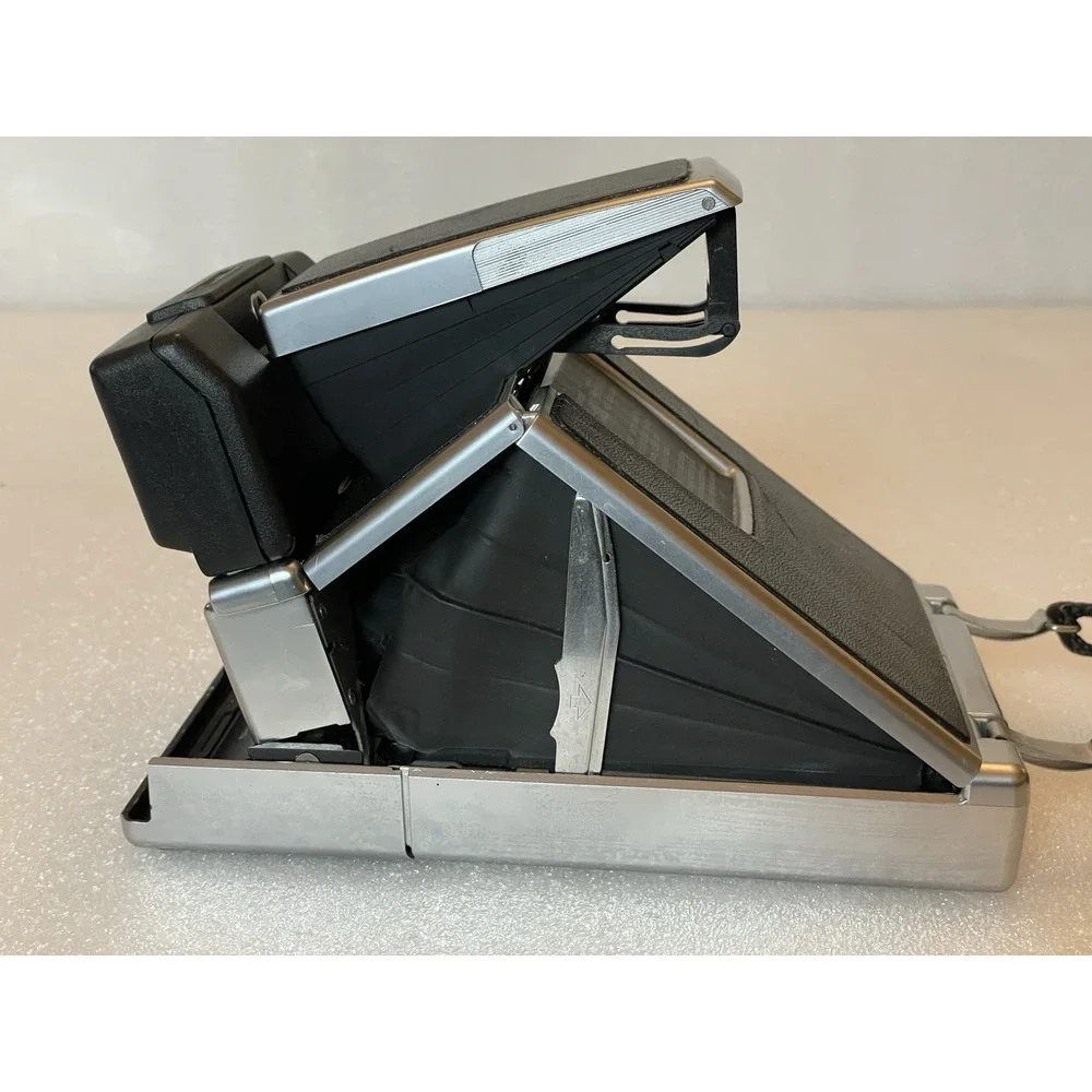 Polaroid SX-70‎ Land Camera + Manual